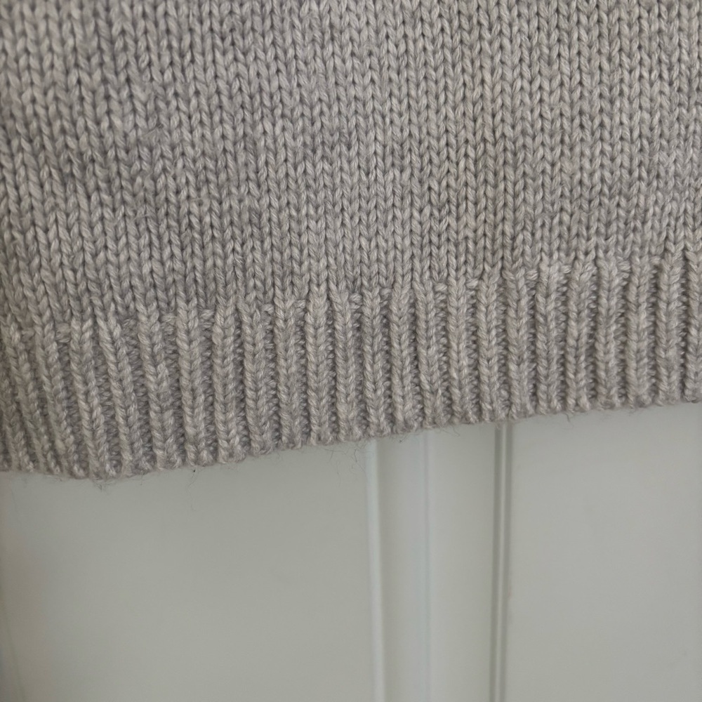 ❤️2/$15or3/$21❤️LOFT Gray Mohair Blend Sweater w/Snowflake Pattern, Size PS - Picture 4 of 13